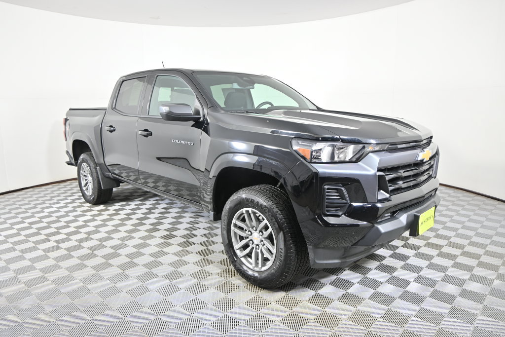 Used 2026 Chevrolet Colorado LT w/ Advanced Trailering Package AWD/4WD image 10