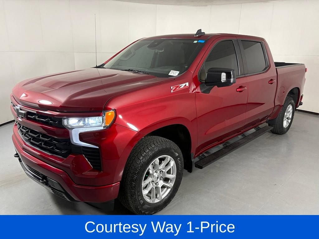 Used 2023 Chevrolet Silverado 1500 RST w/ Convenience Package II AWD/4WD image 5