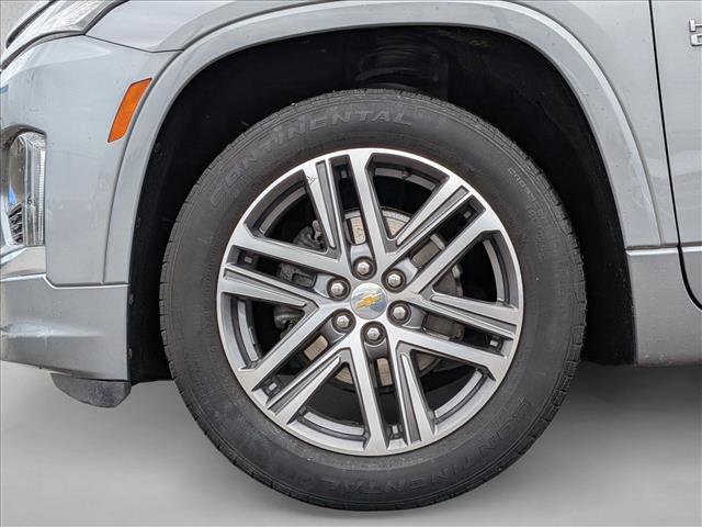 Used 2023 Chevrolet Traverse High Country FWD image 24