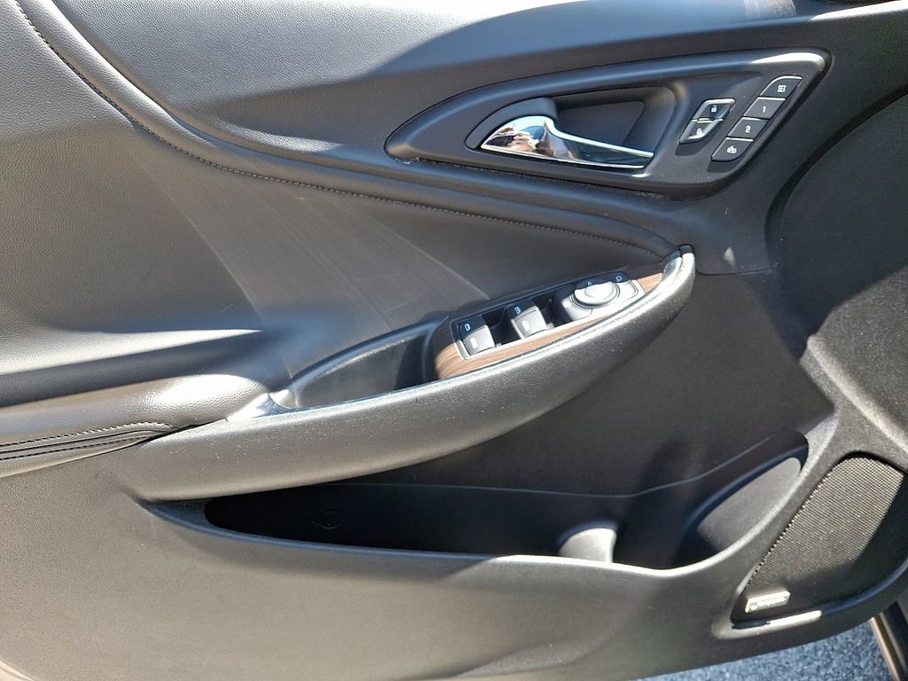 Used 2024 Chevrolet Malibu LT FWD image 12