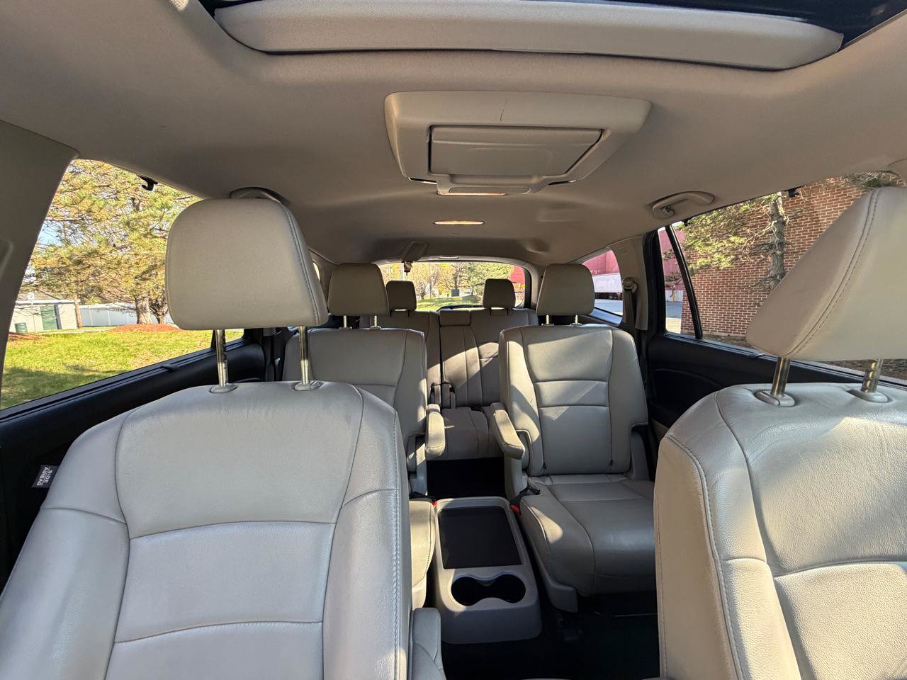 Used 2019 Honda Pilot Touring image 16