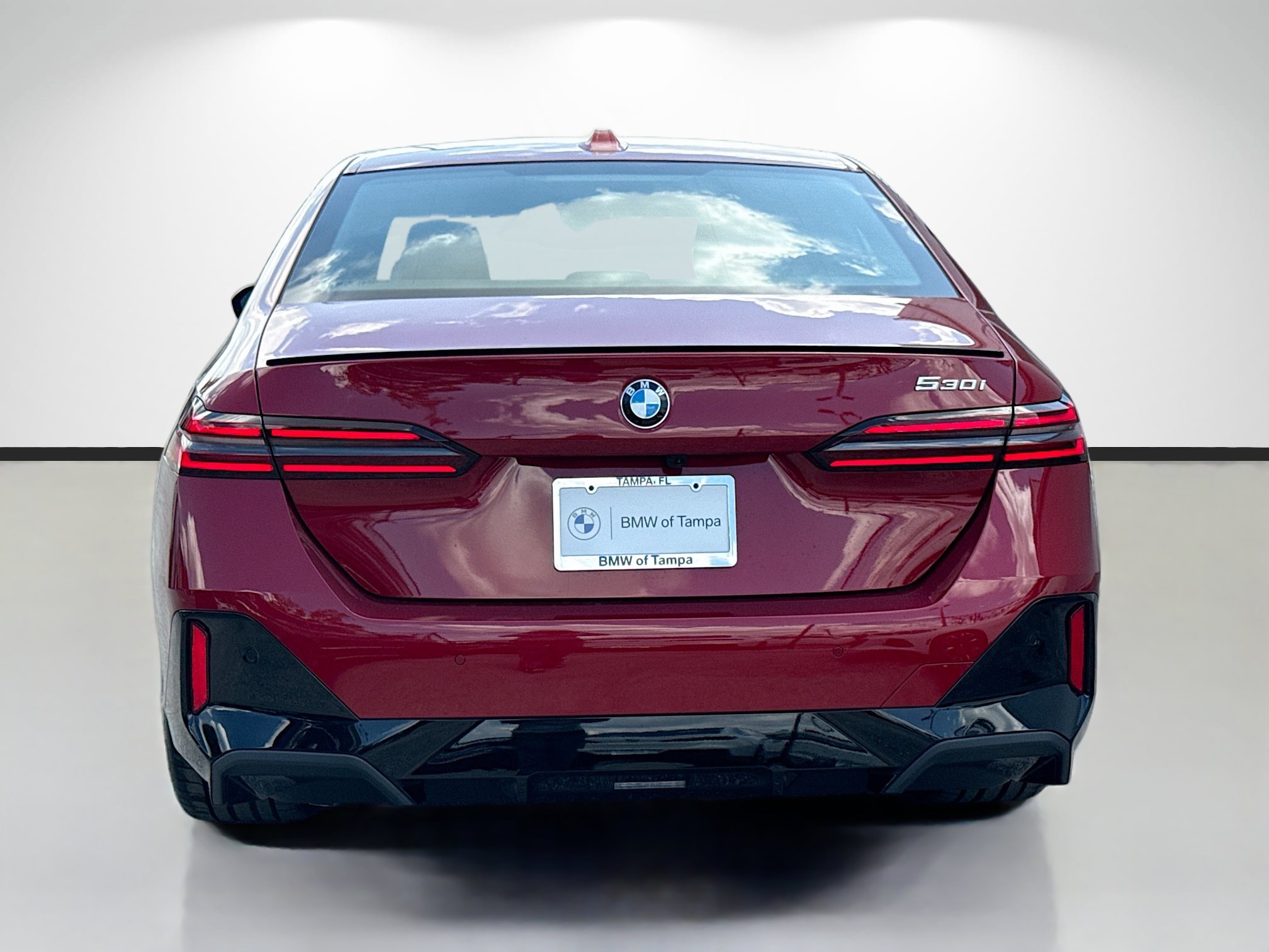New 2027 BMW 530i w/ M Sport Package RWD image 4