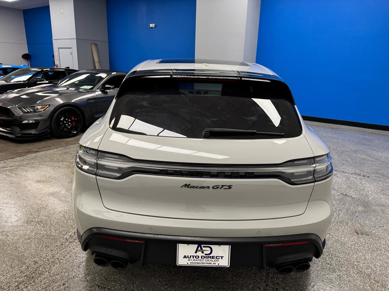 Used 2023 Porsche Macan GTS w/ GTS Sport Package image 9