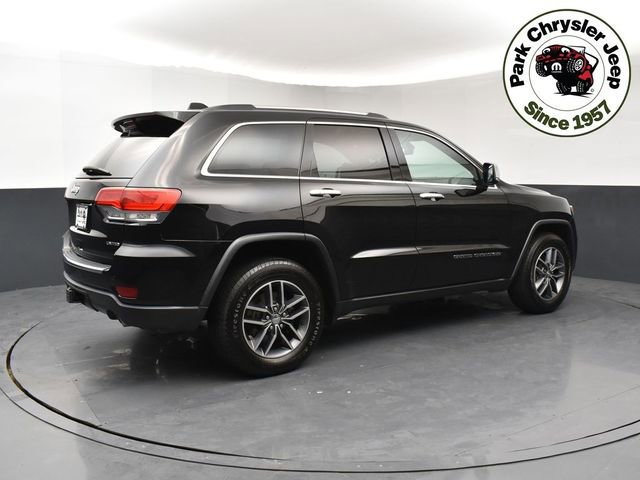 Used 2017 Jeep Grand Cherokee Limited w/ Trailer Tow Group IV AWD/4WD image 6