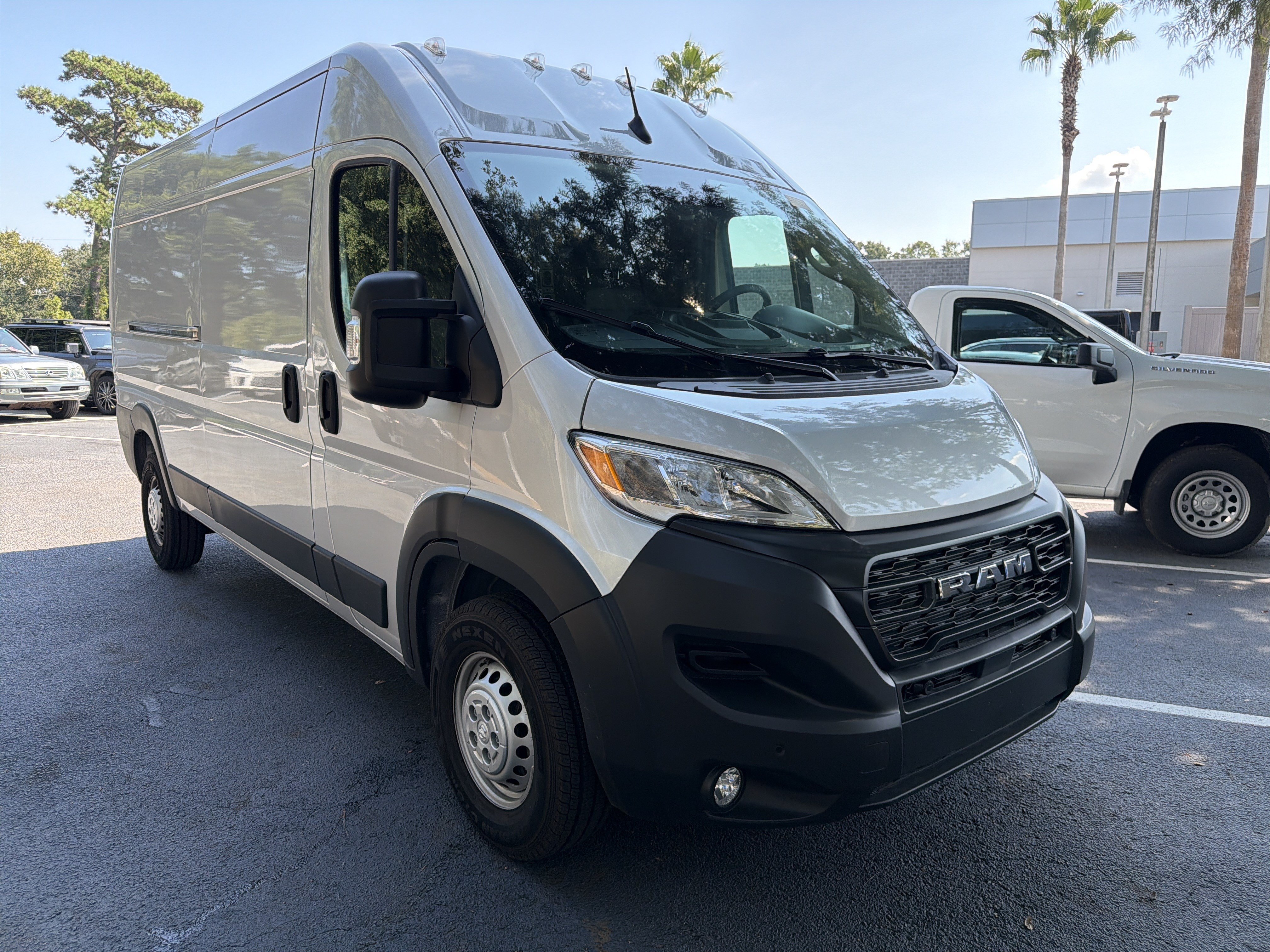 Used 2026 RAM ProMaster 3500 w/ Safety Group FWD image 2
