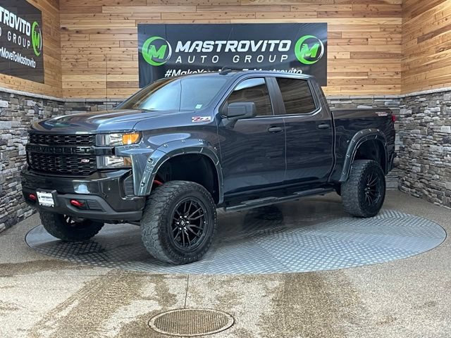 Used 2021 Chevrolet Silverado 1500 Custom Trail Boss w/ LPO, Dark Essentials Package AWD/4WD image 5