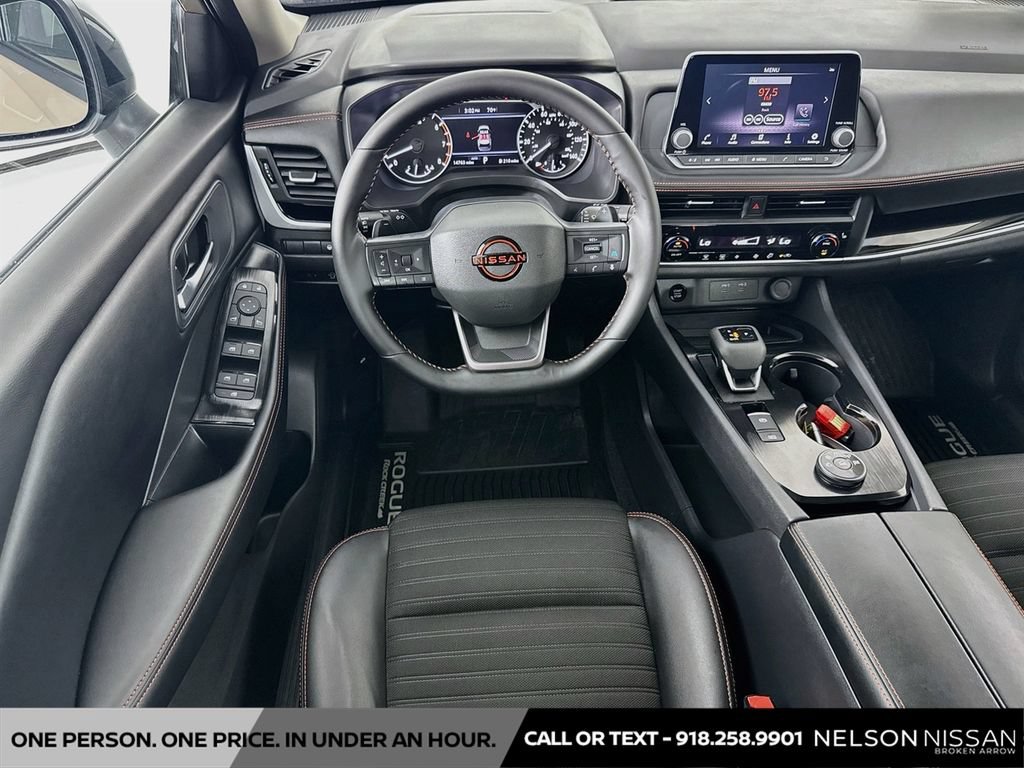 Certified 2025 Nissan Rogue SV AWD/4WD image 21