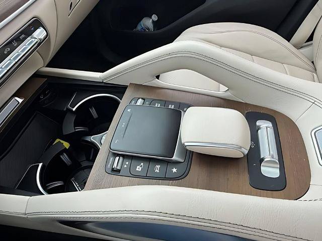 Used 2022 Mercedes-Benz GLS 450 4MATIC image 22