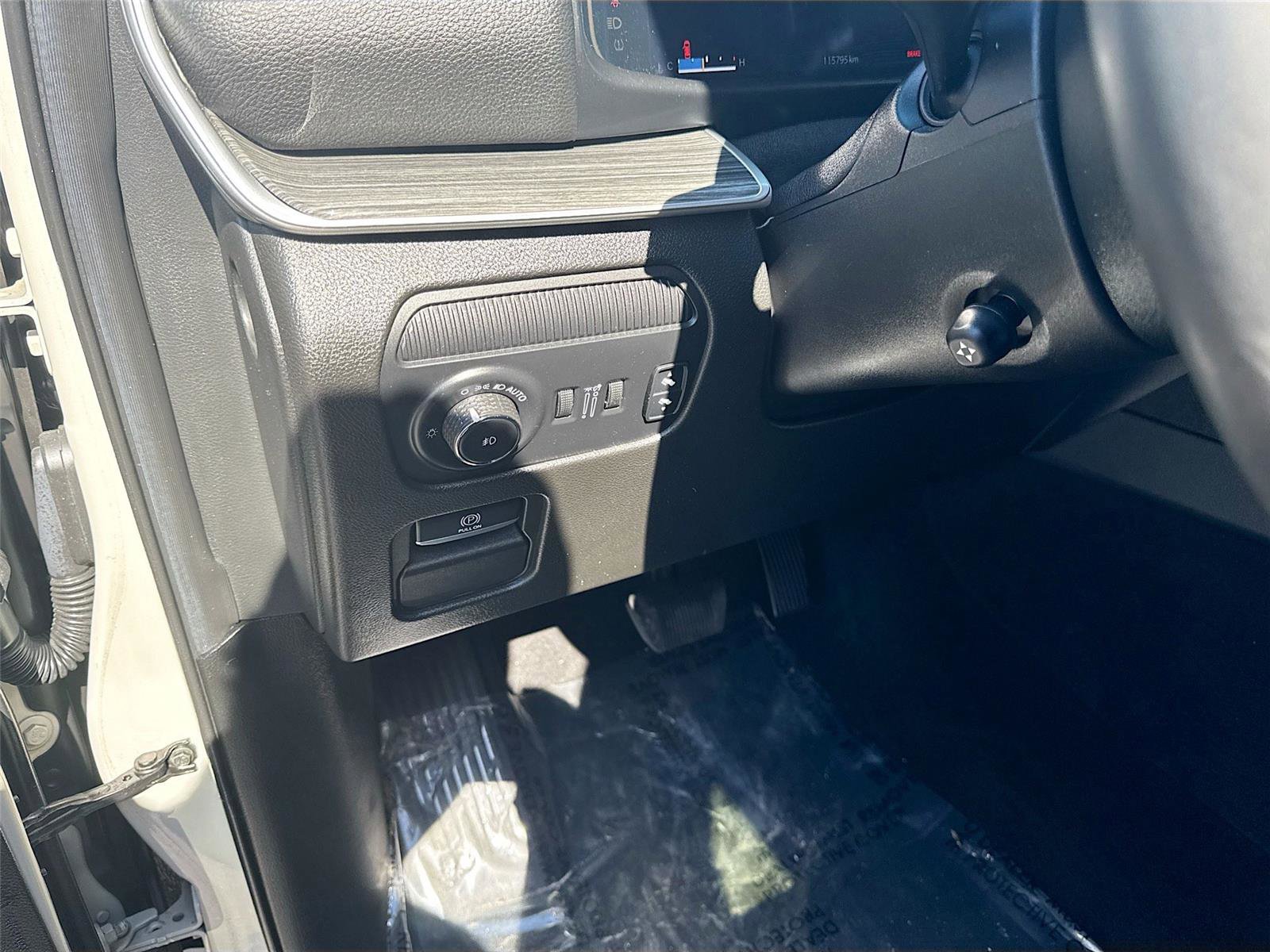 Used 2022 Jeep Wagoneer Series III image 10