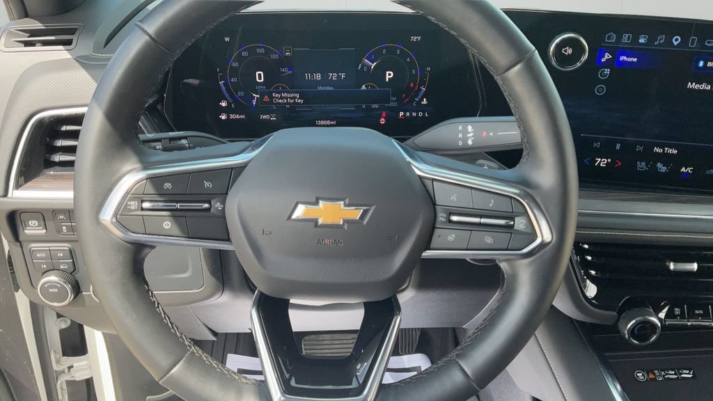 Used 2025 Chevrolet Suburban Premier AWD/4WD image 66