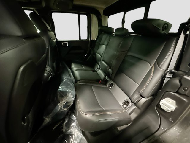 New 2026 Jeep Gladiator Sport AWD/4WD image 22