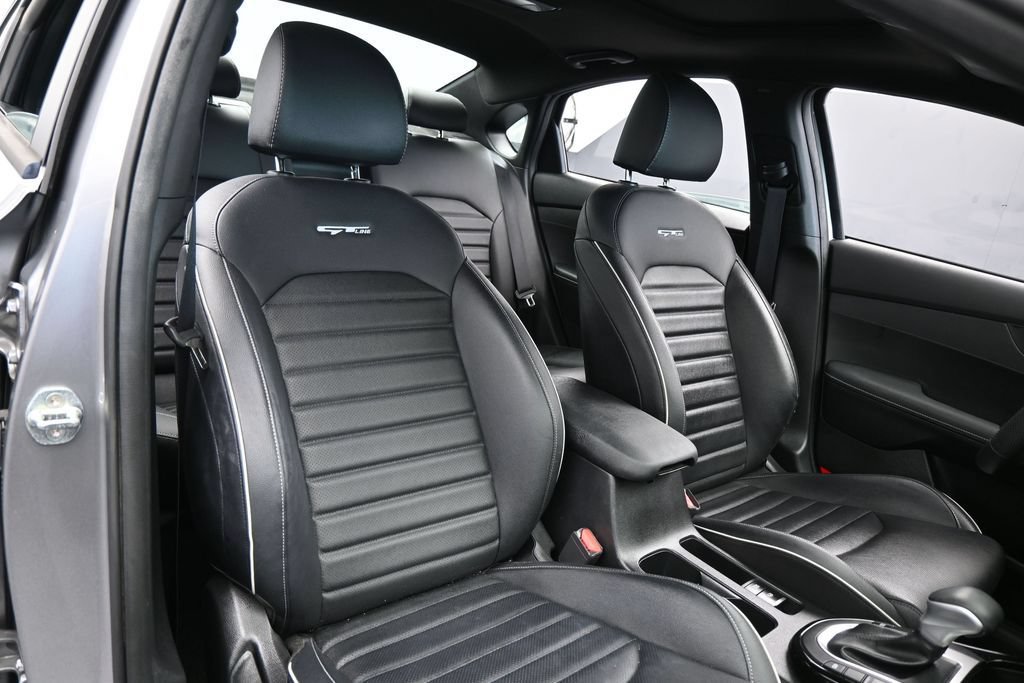 Used 2023 Kia Forte GT-Line w/ GT-Line Premium Package FWD image 47