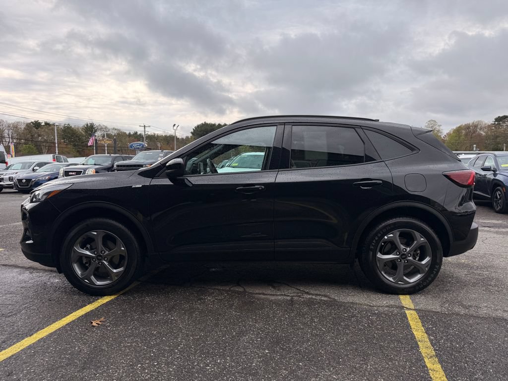 Used 2025 Ford Escape ST-Line Select AWD/4WD image 13