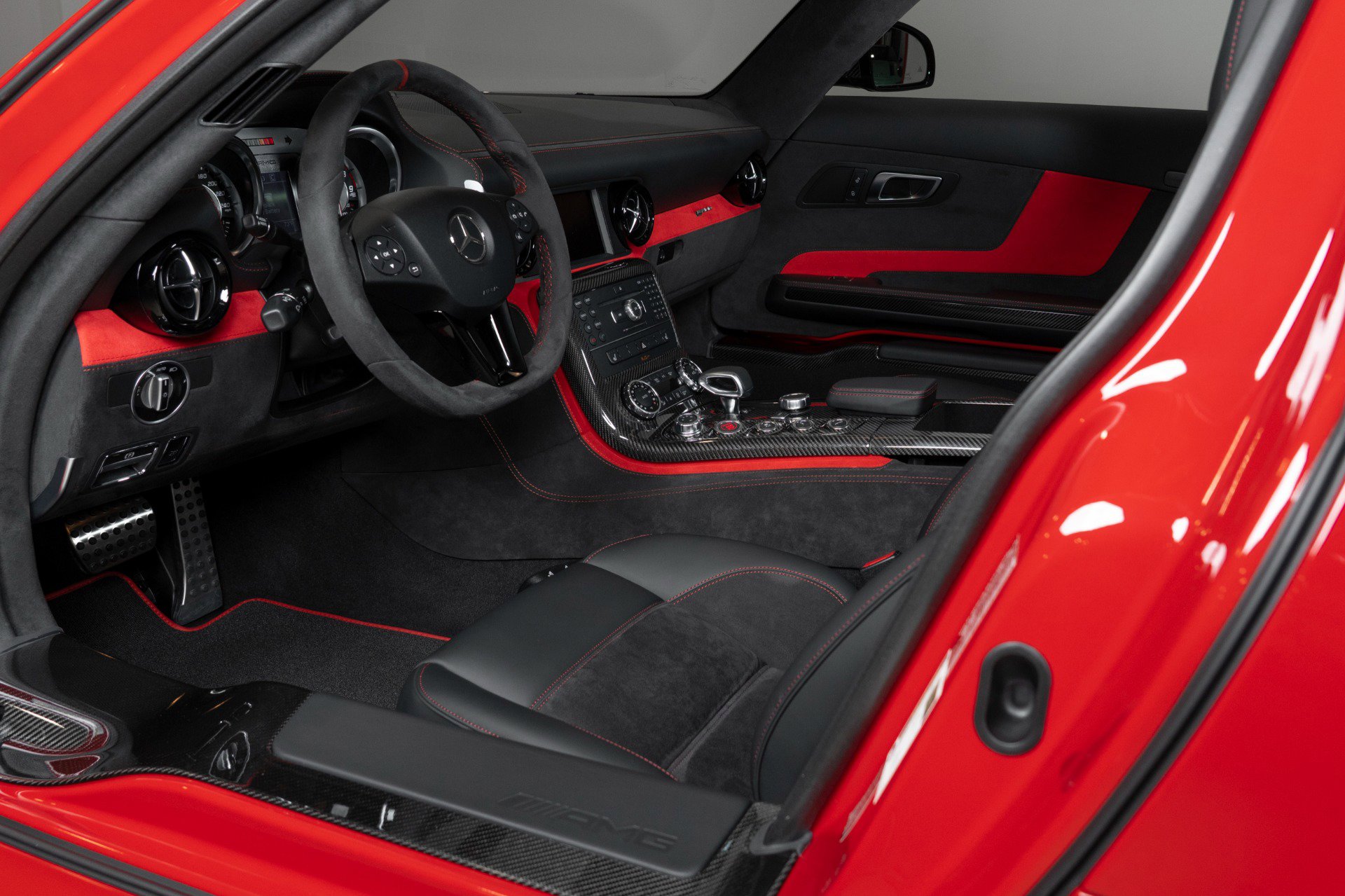 Used 2014 Mercedes-Benz SLS AMG Black Series image 19