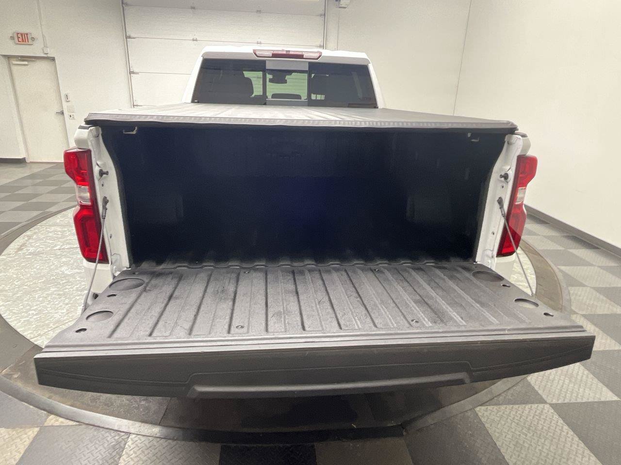 Certified 2024 Chevrolet Silverado 1500 RST w/ Convenience Package II AWD/4WD image 34