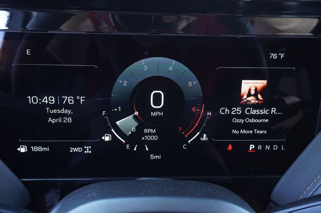 New 2026 GMC Yukon AT4 AWD/4WD image 21