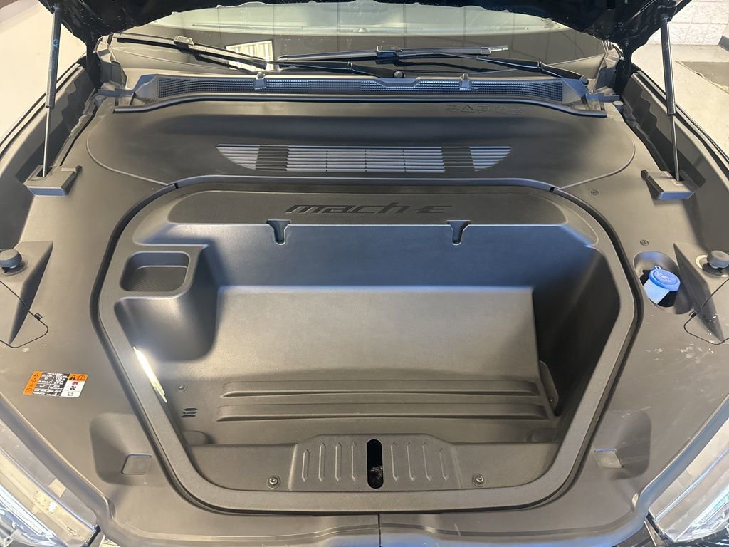 New 2026 Ford Mustang Mach-E Premium w/ Sport Appearance Package AWD/4WD image 7