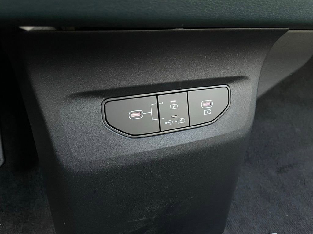 New 2025 Kia EV6 Wind image 19