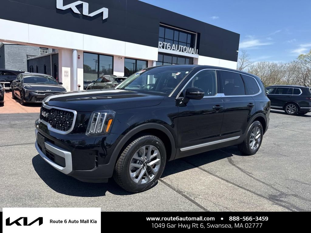 Used 2024 Kia Telluride LX AWD/4WD image 1