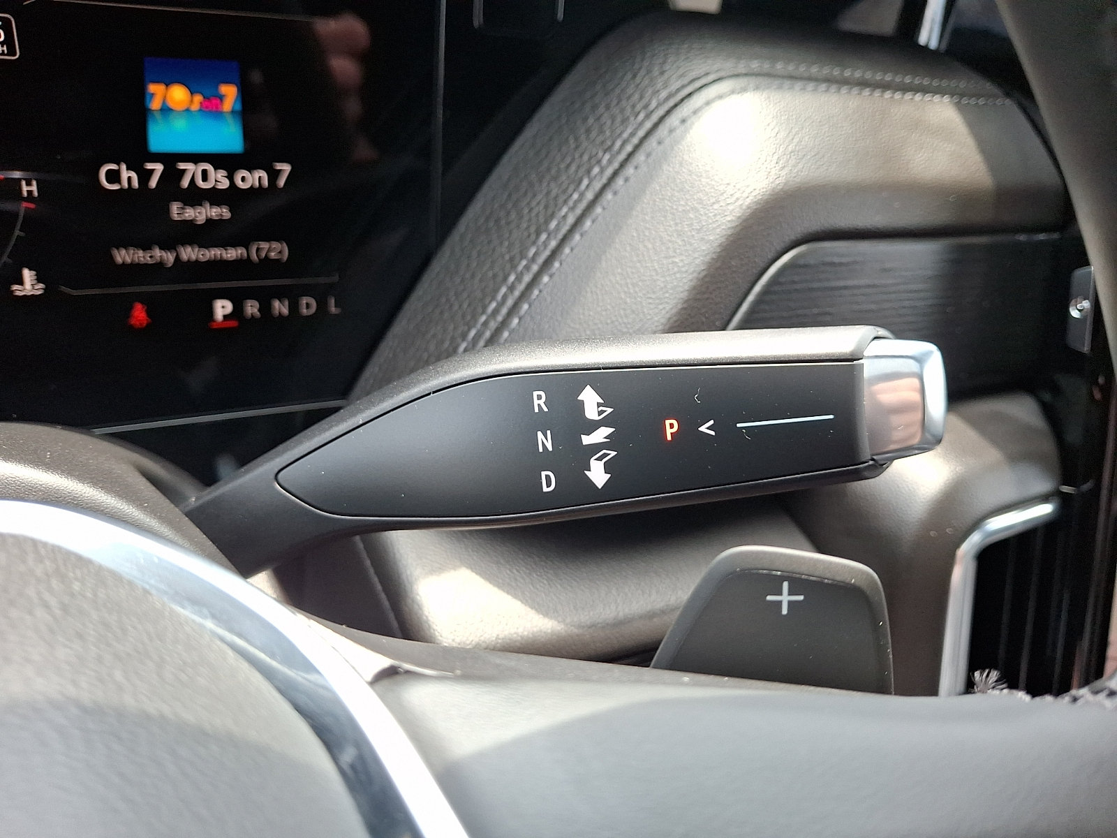 Certified 2025 GMC Yukon XL Denali w/ Sun & Power Step Package AWD/4WD image 16