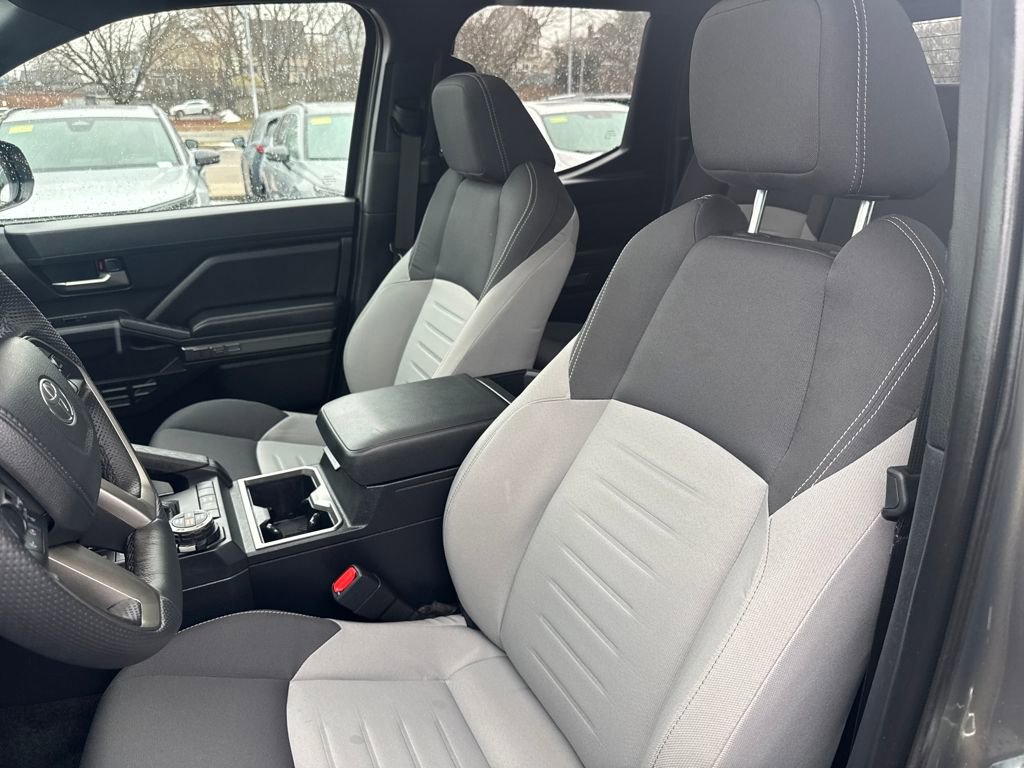 Used 2025 Toyota Tacoma TRD Off-Road image 12