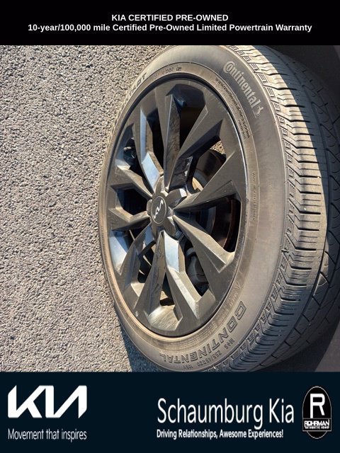 Certified 2023 Kia Sorento SX FWD image 3
