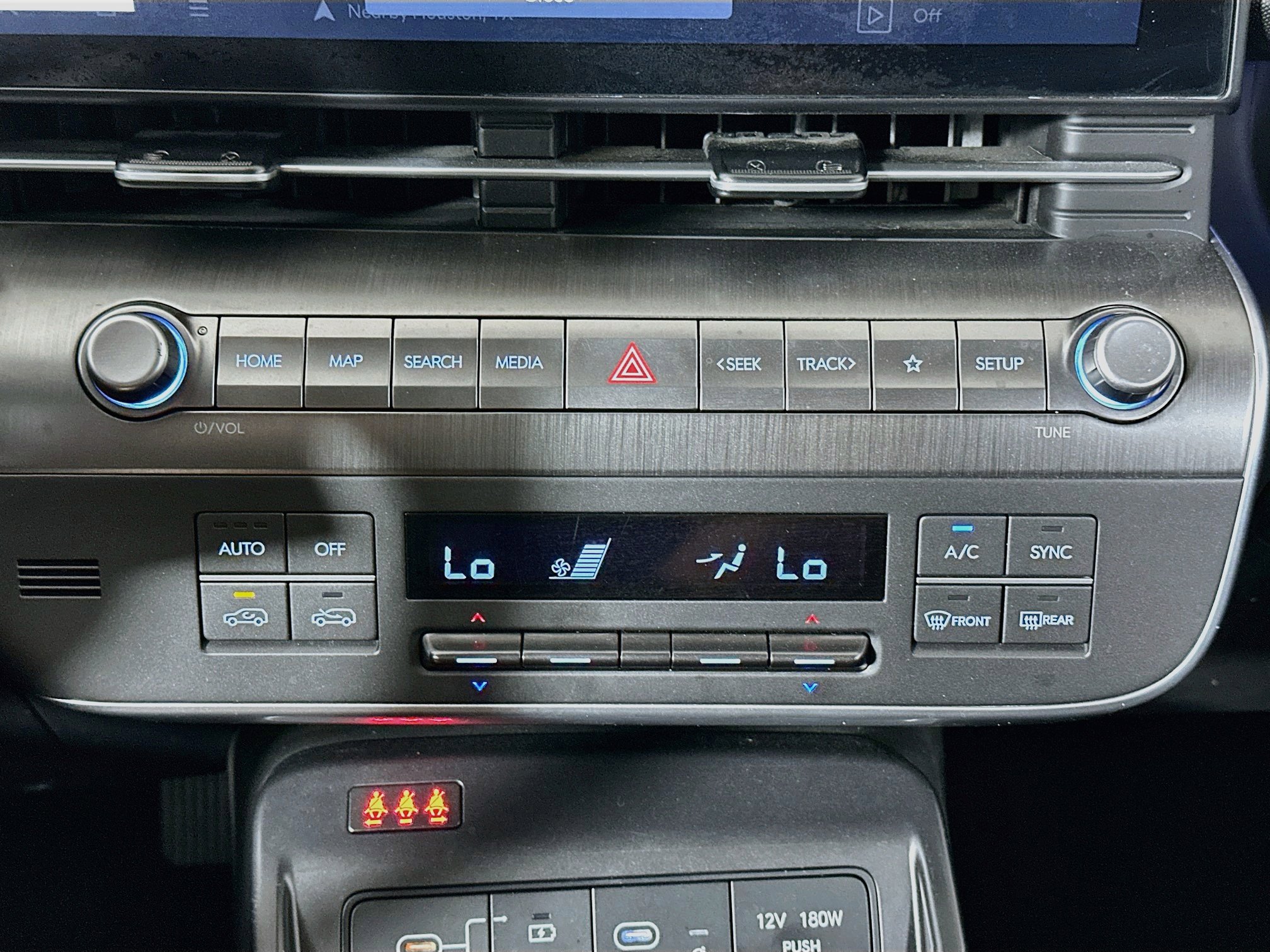 Used 2024 Hyundai Kona Limited FWD image 24