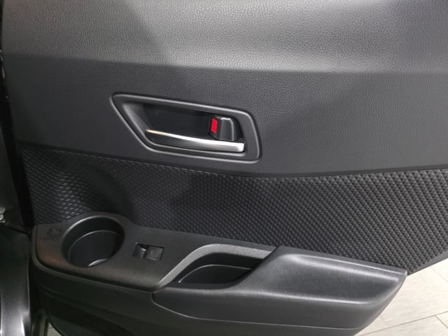 Used 2021 Toyota C-HR LE FWD image 12