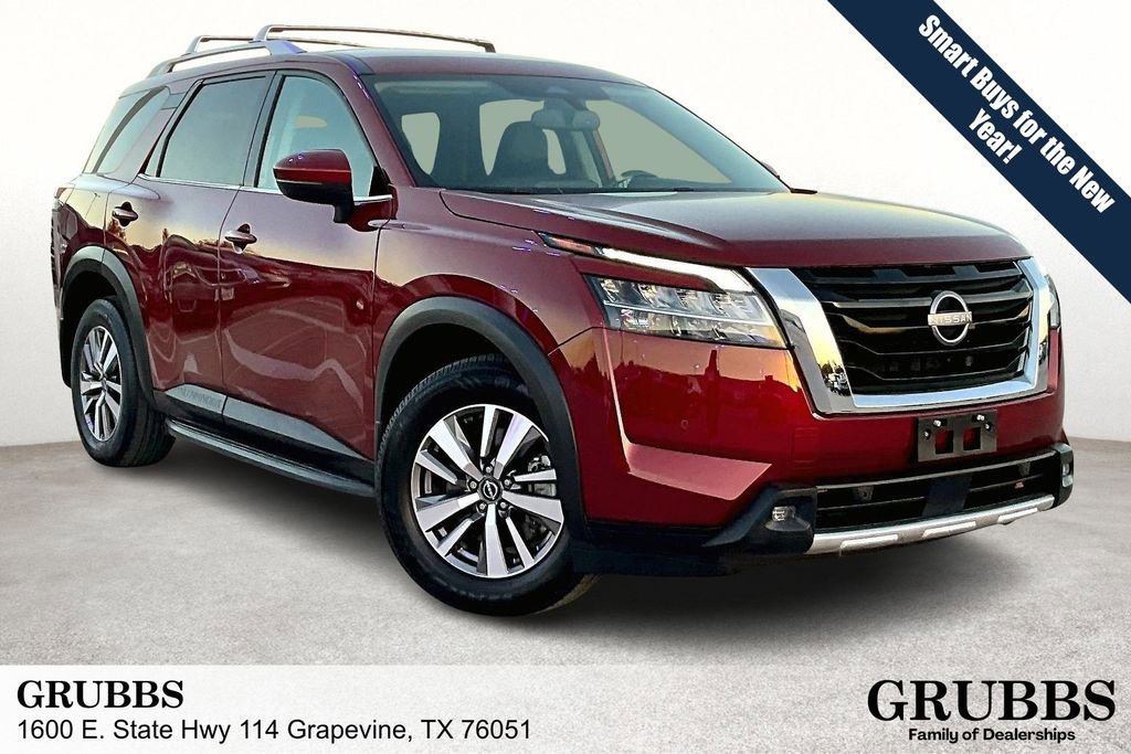 Used 2022 Nissan Pathfinder SL image 1