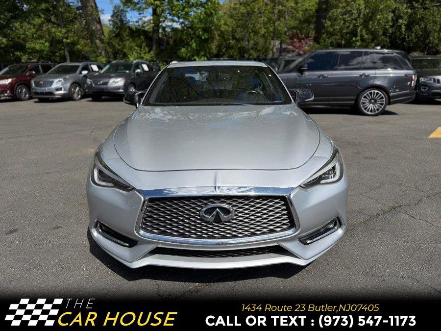 Used 2018 INFINITI Q60 3.0t Luxe RWD image 12