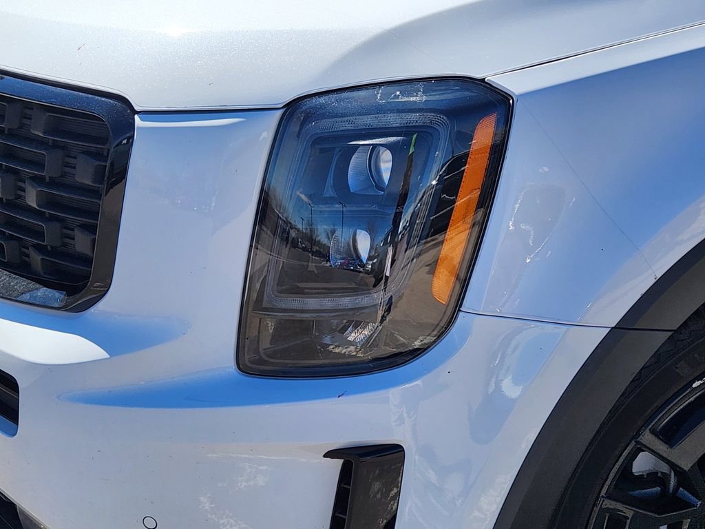 Used 2022 Kia Telluride SX w/ Nightfall Edition Package image 4