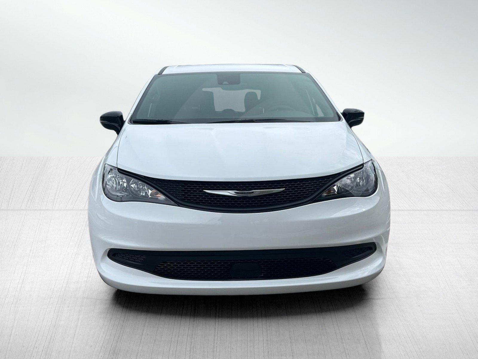 New 2026 Chrysler Voyager LX image 5