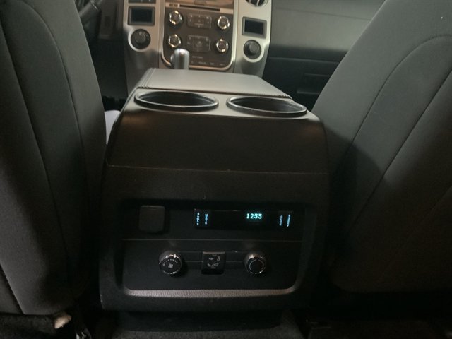 Used 2017 Ford Expedition XLT AWD/4WD image 19