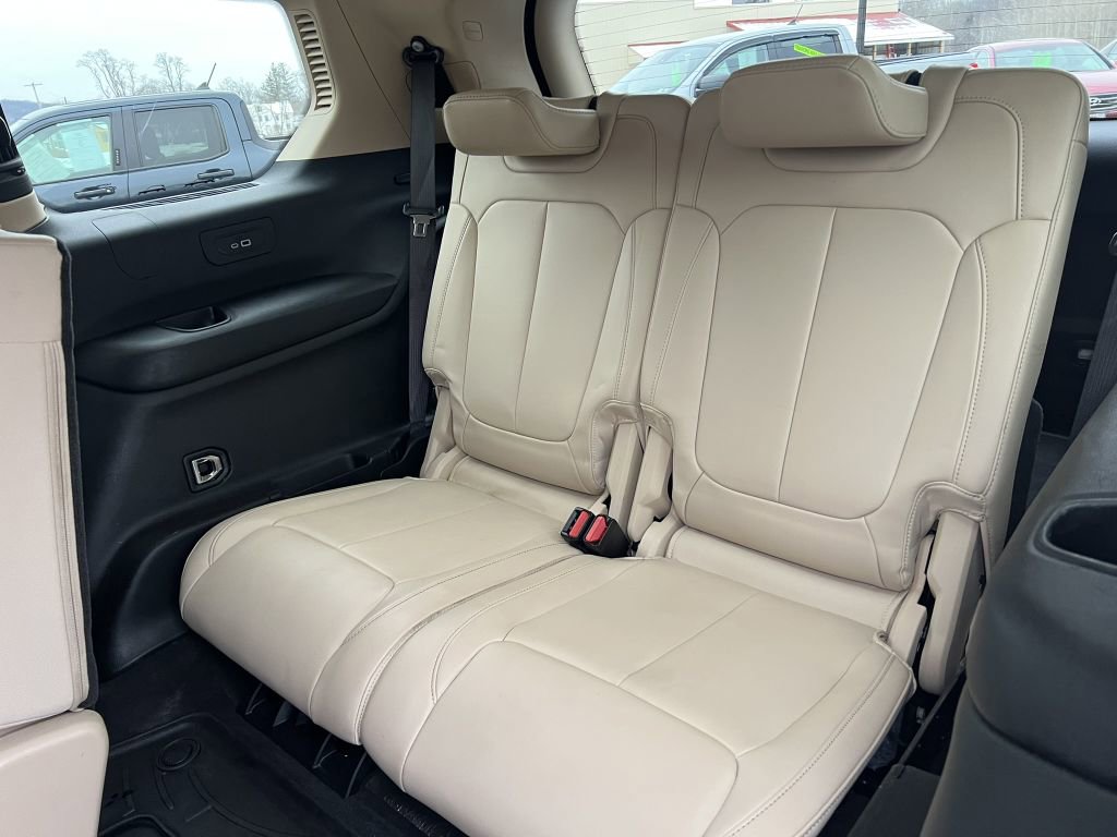 Used 2022 Jeep Grand Cherokee L Limited image 15