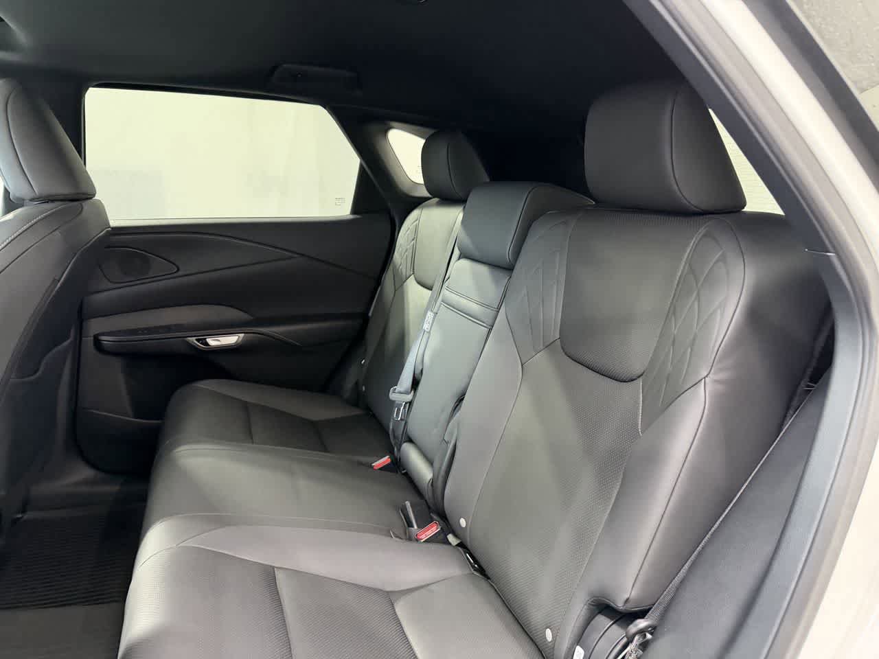 Used 2024 Lexus RX 350 AWD w/ Technology Package image 11