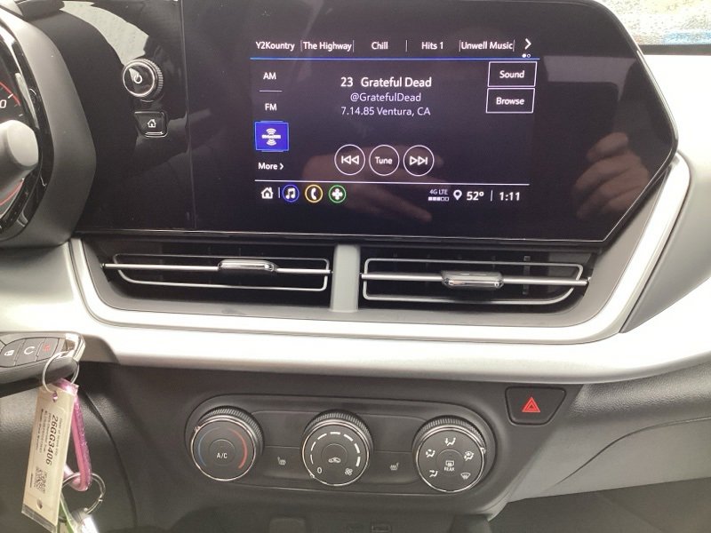 New 2026 Chevrolet Trax RS w/ Sunroof Package image 36