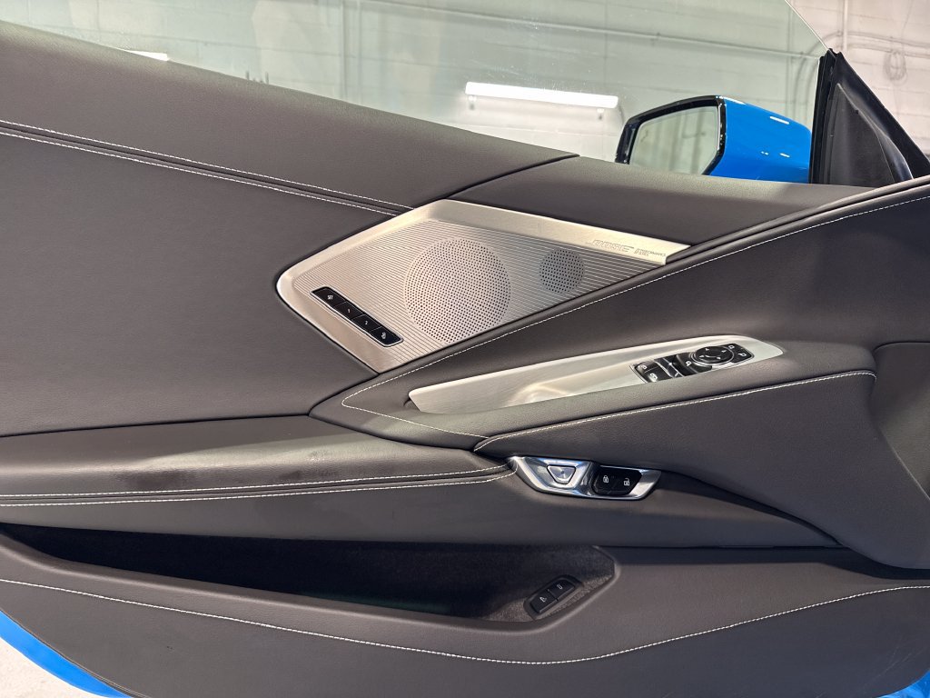 Used 2021 Chevrolet Corvette Stingray Preferred Cpe w/ Battery Protection Package RWD image 32
