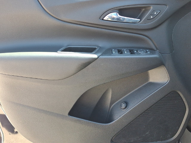 Used 2022 Chevrolet Equinox LT AWD/4WD image 12