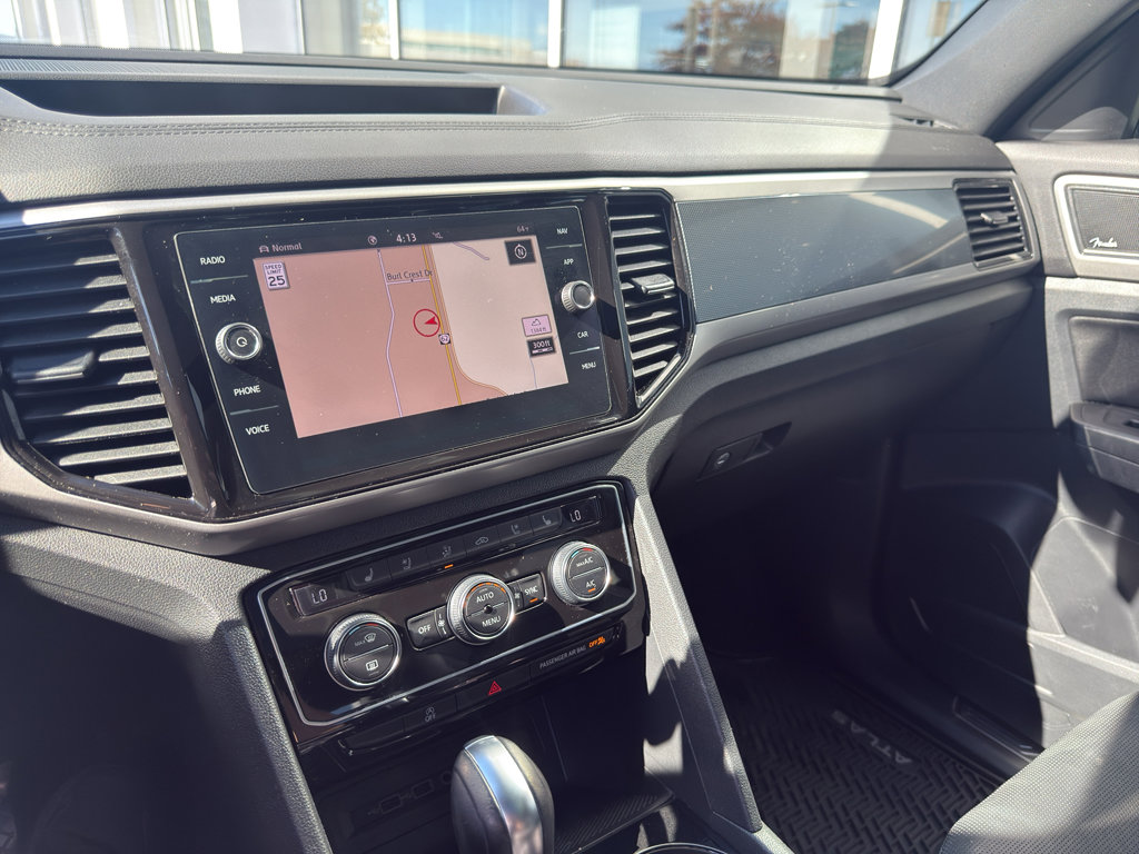 Used 2020 Volkswagen Atlas Cross Sport SEL Premium image 11