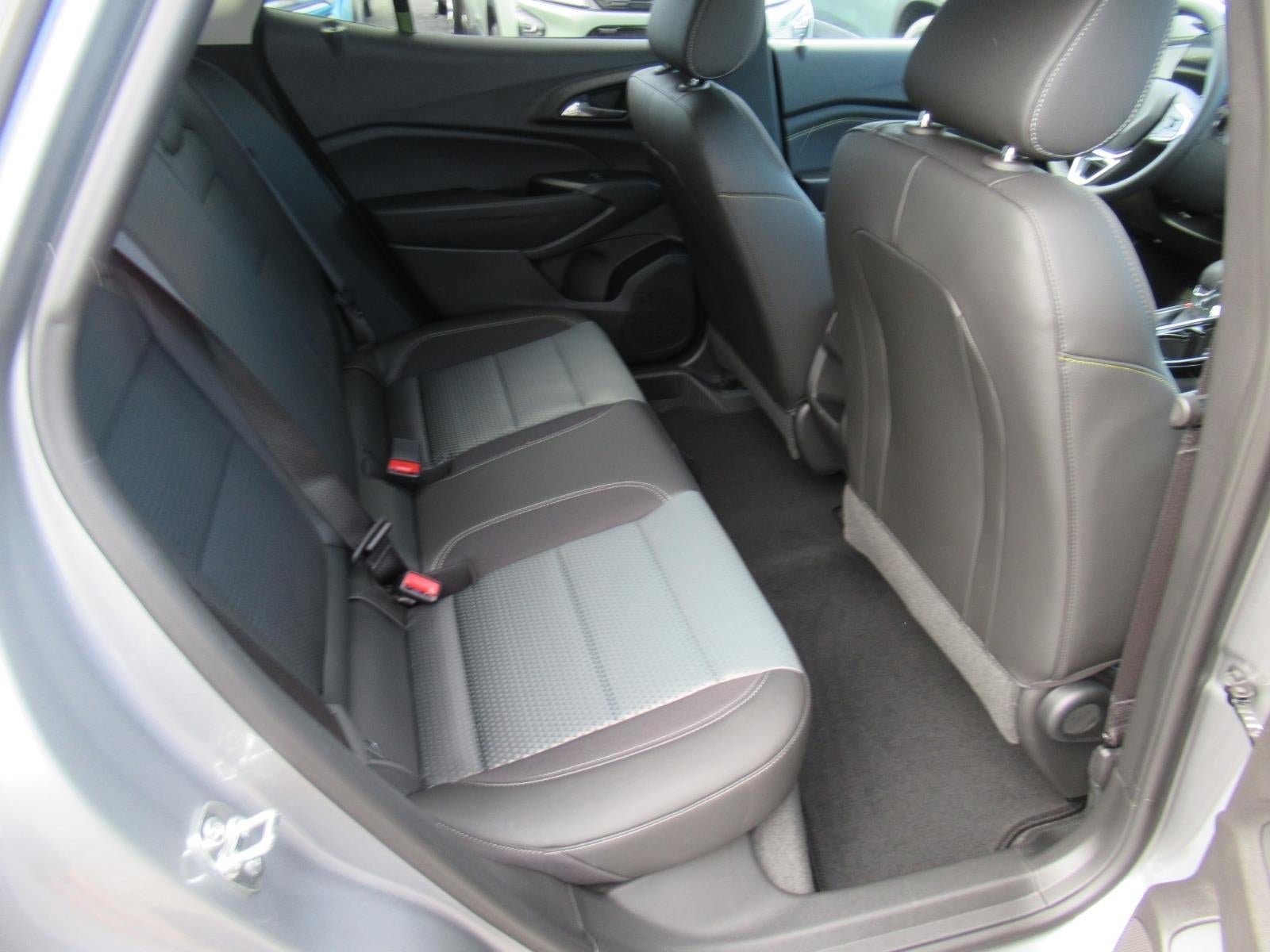 New 2026 Chevrolet Trax LT w/ Driver Confidence Package FWD image 27