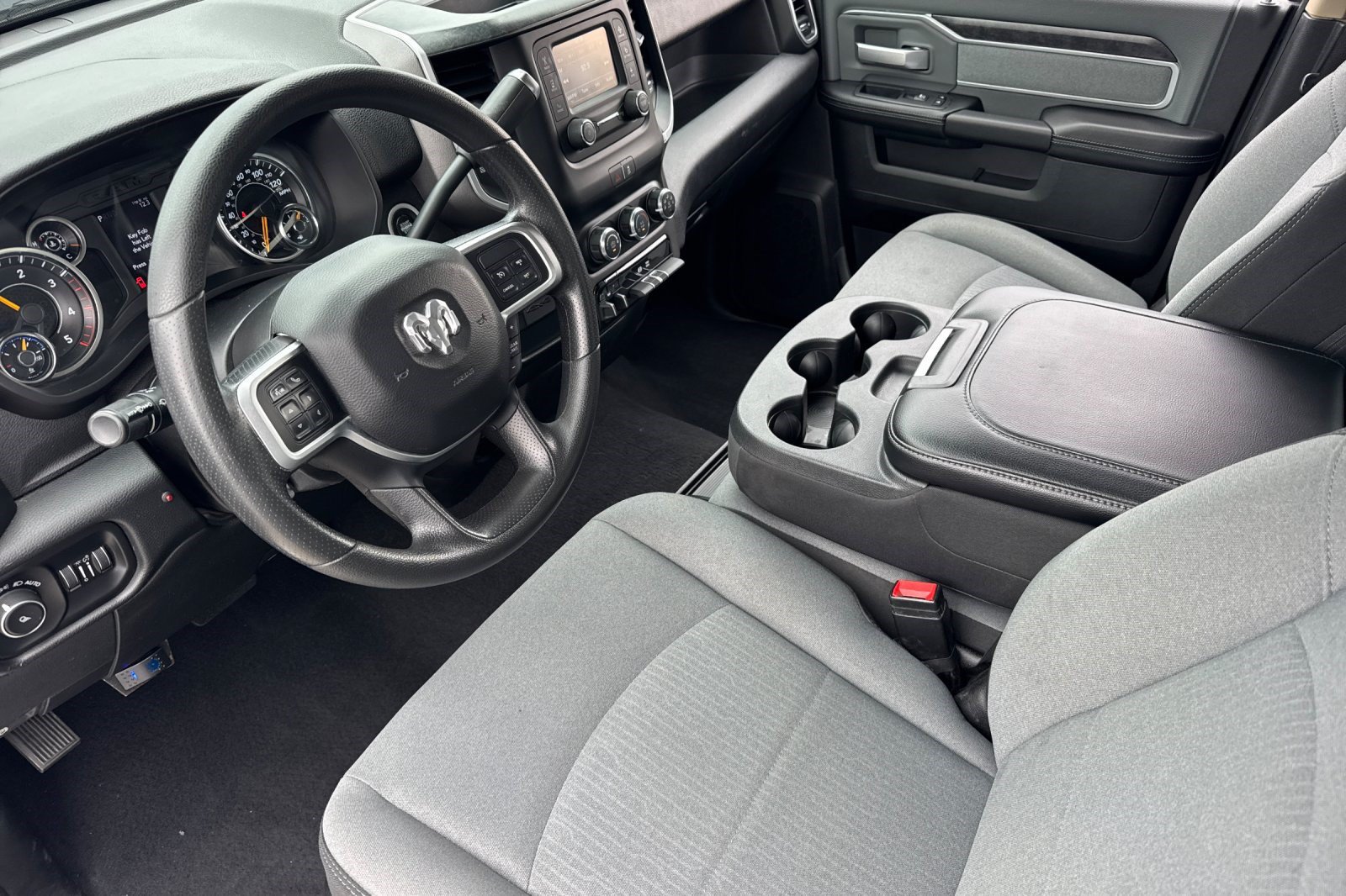 Used 2019 RAM 3500 Big Horn AWD/4WD image 4