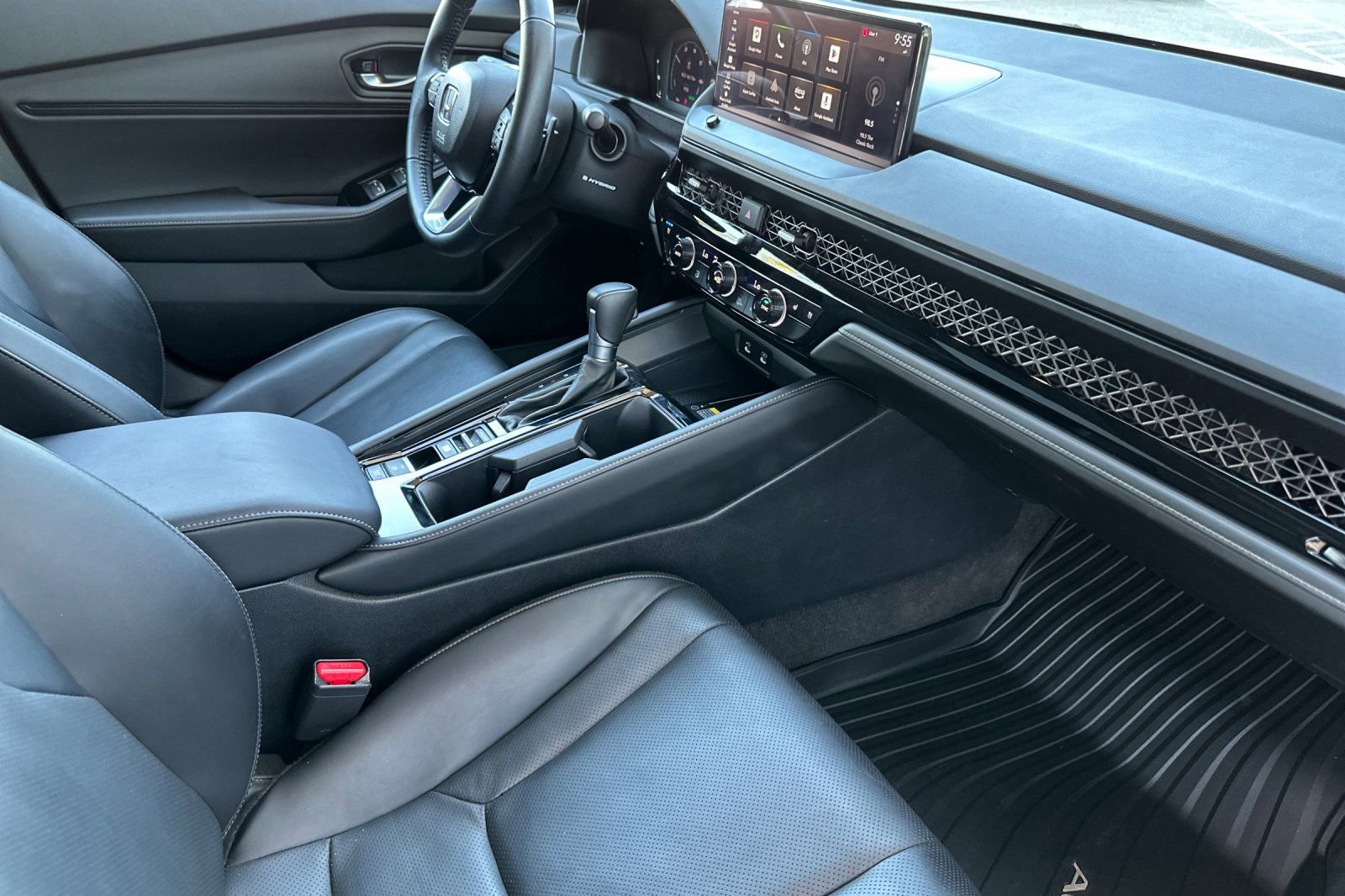 Used 2024 Honda Accord Touring image 16