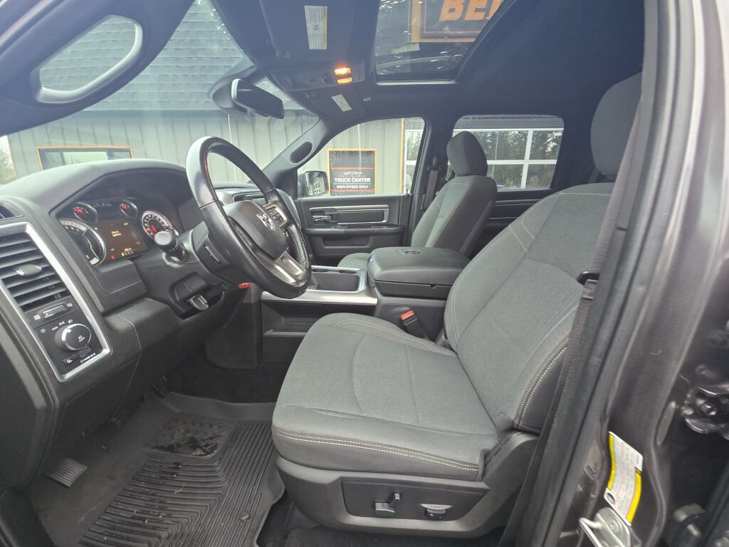 Used 2021 RAM 1500 Classic Warlock image 16