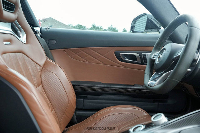 Used 2018 Mercedes-Benz AMG GT C image 40