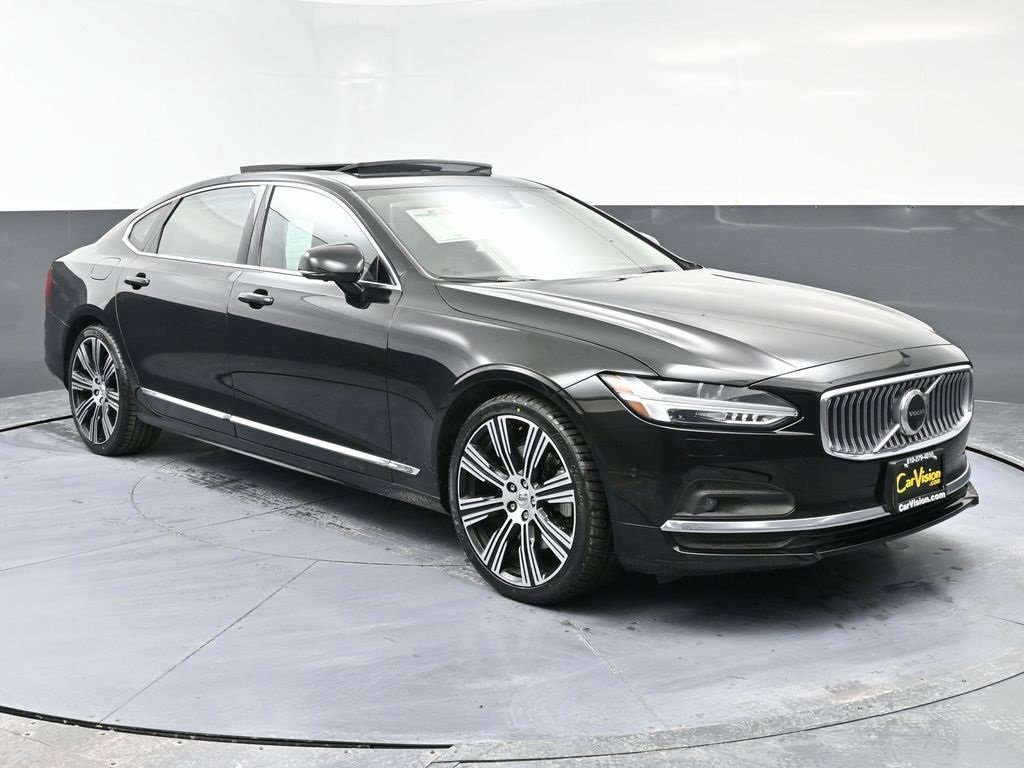 Used 2023 Volvo S90 B6 Plus w/ Protection Package Premier image 3