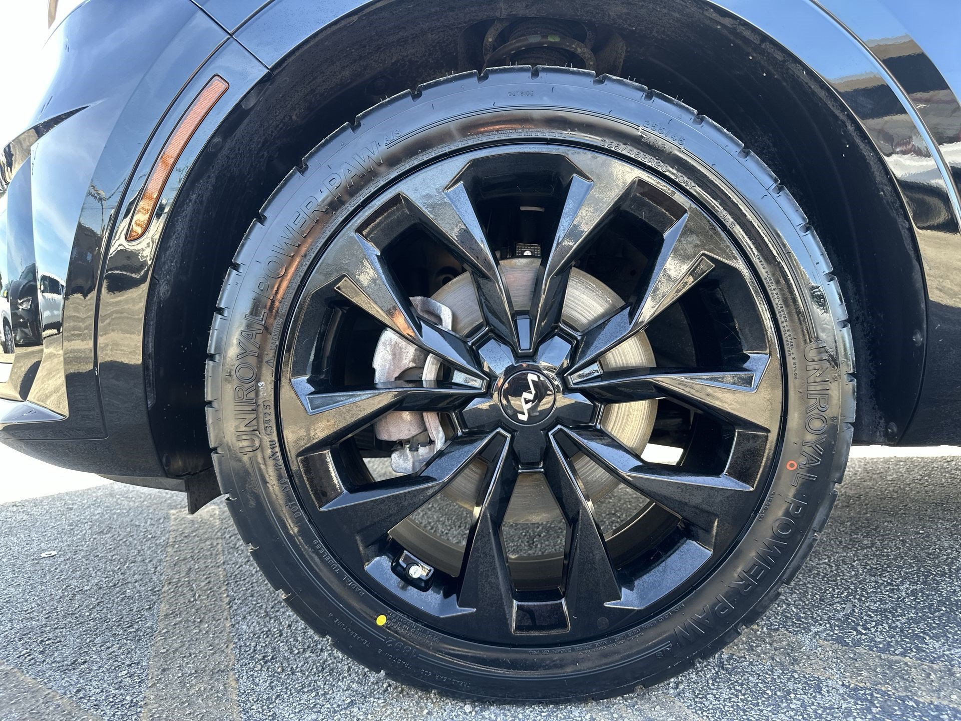 Certified 2023 Kia Sorento SX FWD image 18