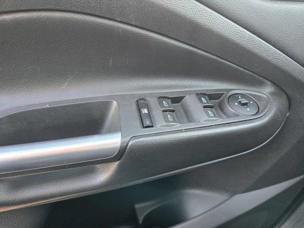 Used 2014 Ford Escape SE w/ Equipment Group 201A image 18