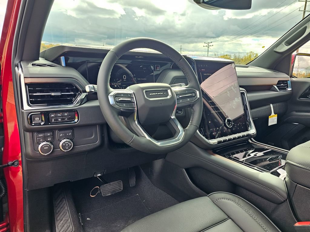 New 2026 GMC Yukon Denali w/ Sun & Power Step Package image 17