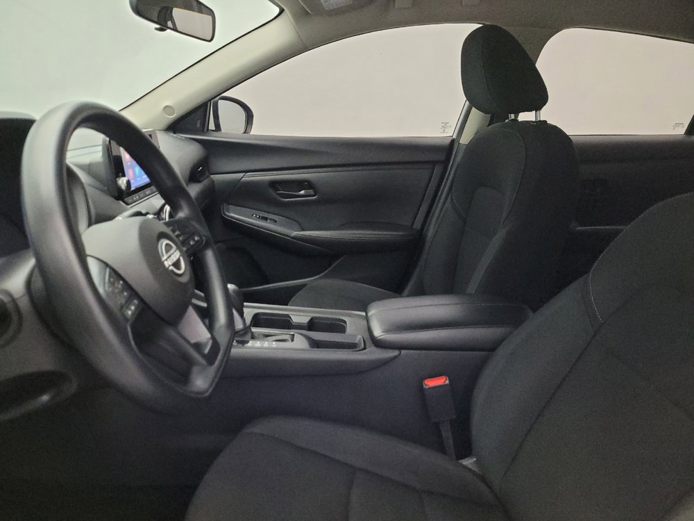 Used 2025 Nissan Sentra S FWD image 17