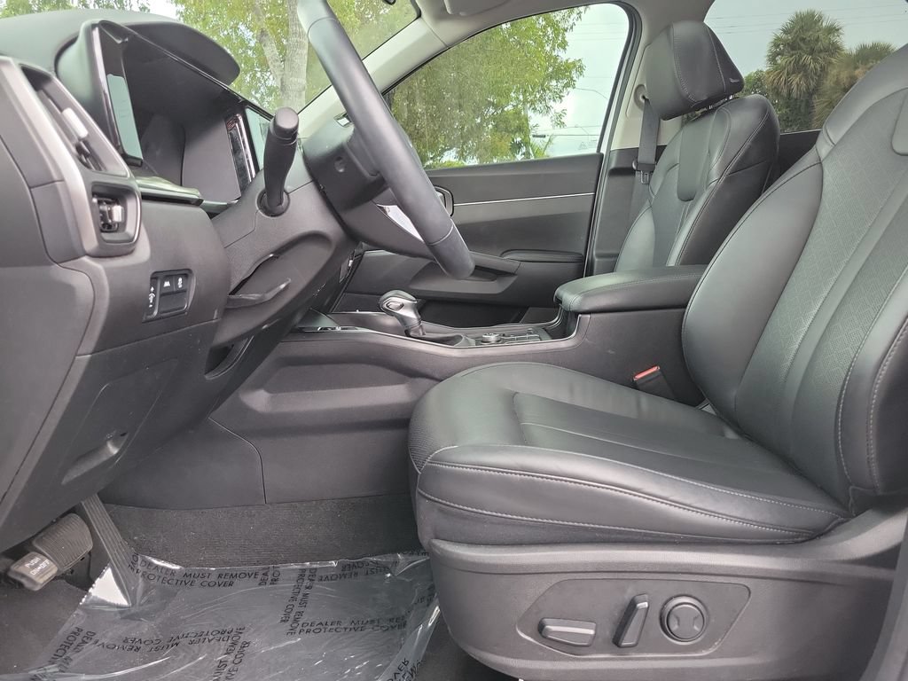 Used 2023 Kia Sorento S w/ Panoramic Sunroof Package FWD image 22